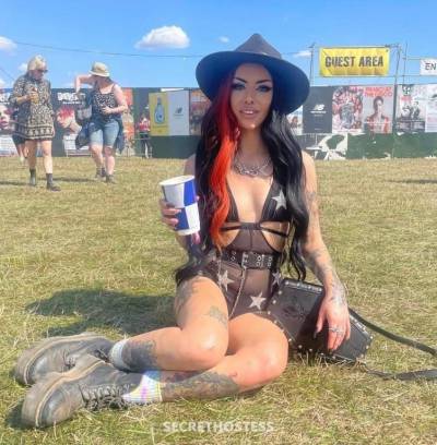 27 year old Escort in Albany Outcalls and incalls available now x