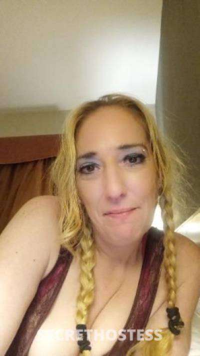 42Yrs Old Escort Charleston WV Image - 0