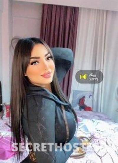 24 year old Escort in Istanbul Natasha – Malagasy escort in İstanbul