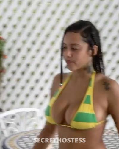 26 year old Latino Escort in Portland OR Light Skin Latina Girl With Amazing Body Cum Enjoy This Wet 