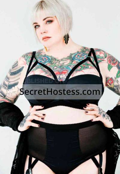 33 Year Old American Escort Chicago IL Blonde Blue eyes - Image 5