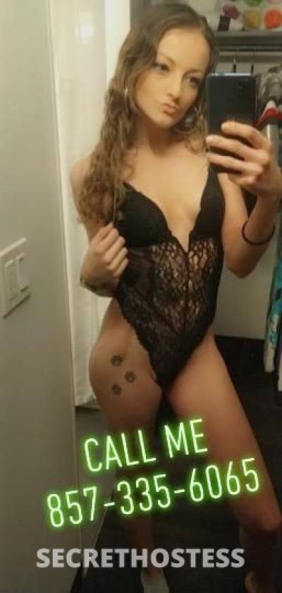 EXOTIC FEMALE CUM with me and have some fun in Boston MA