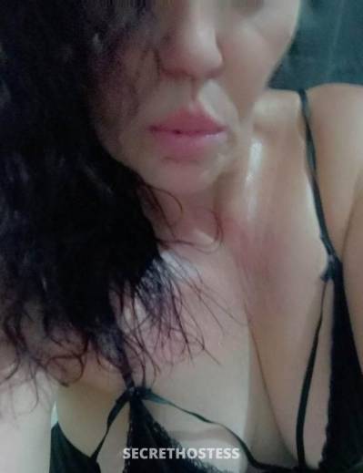 Sexy horny milf who sucks cock like a pornstar a in Townsville