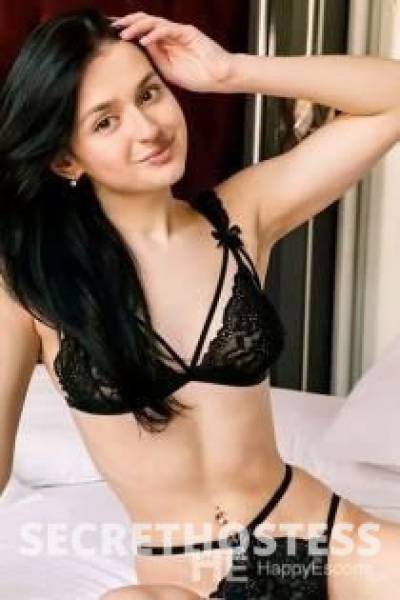 22 year old Escort in Berlin Paulina