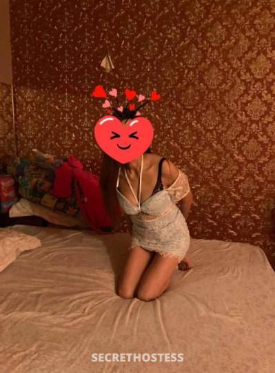 24 year old Escort in Arndell Park Sydney A Happy Holiday at Arndell Park Brothel with Sexy Babes