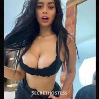 22 year old Escort in Daisy Hill Brisbane MY NIPPLES ARE SENTIVE AND WET PUSSY come try now