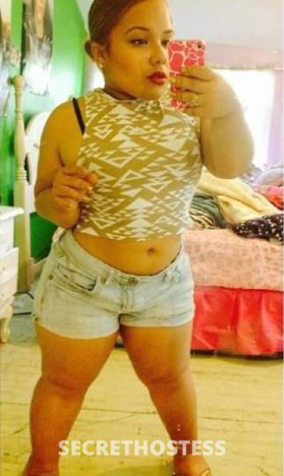 27 year old Escort in Bemidji MN ? Yes !..I'M 27+?Mid_dget_escort girl?4 foot 1 inch 