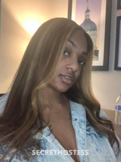 38Yrs Old Escort Chambana IL Image - 1