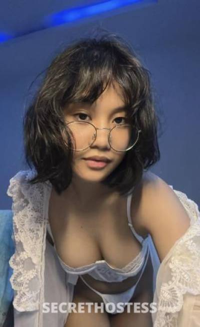 24 year old Asian Escort in Ames IA I am very slut ? the best real screaming ? i love that you 