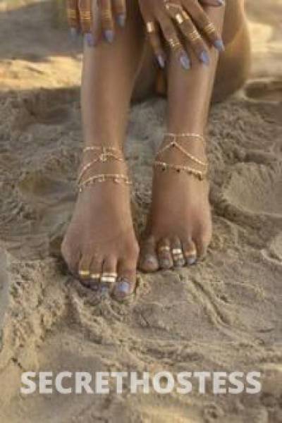 51 year old Australian Escort in Sunshine Coast Rings on her fingers and bells on her toes