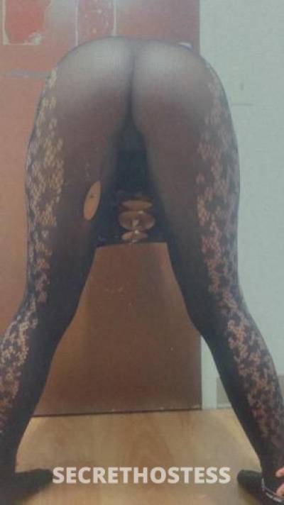 22 year old Escort in Louisville KY New pics cocobutta outcalls serious inquiries only