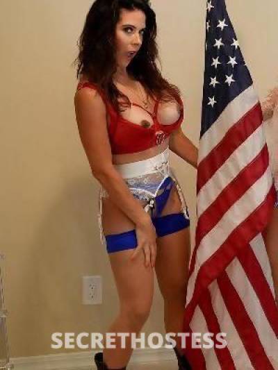 34 year old Escort in Desmoines IA Availablexxxx-xxx-xxx real Sweet Sexy Girl Horny Tight Pussy