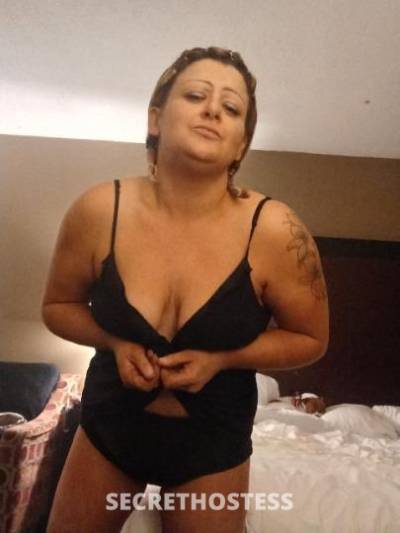 35yrs old single lady Looking for secret sex in Manhattan KS
