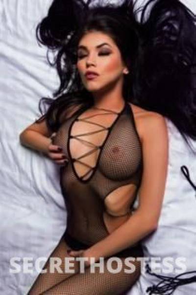 24 Year Old German Escort Munich Black Hair Brown eyes - Image 2