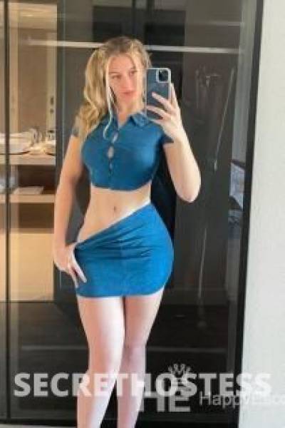 27 Year Old European Escort Berlin Blue eyes - Image 1