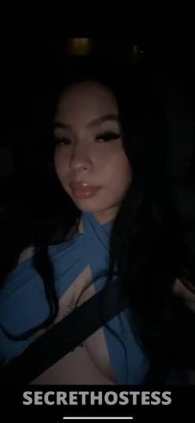 26 year old Escort in Charlotte NC Jessica bunni here one more night incalls and outcalls 