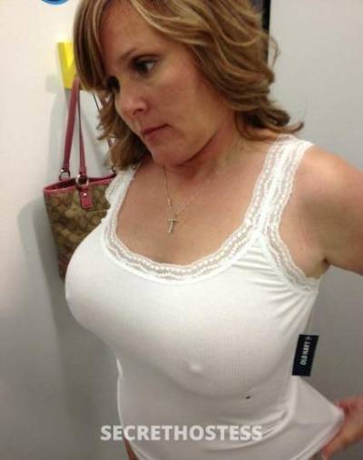 36Yrs Old Escort Glens Falls NY Image - 1