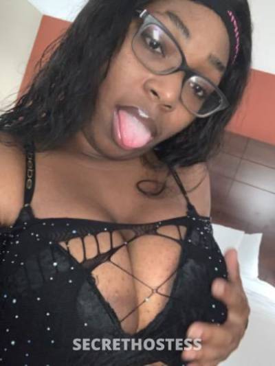 Sweet ebony BBW ready to serve Available now in Sacramento CA