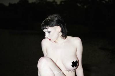 20 year old Escort in South Yarra Melbourne Let me entice you