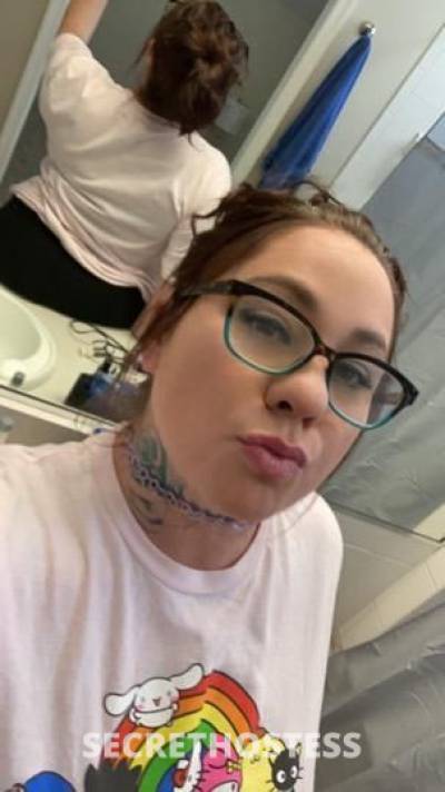 36 year old Escort in Harrisburg PA Brunette BBW Playmate