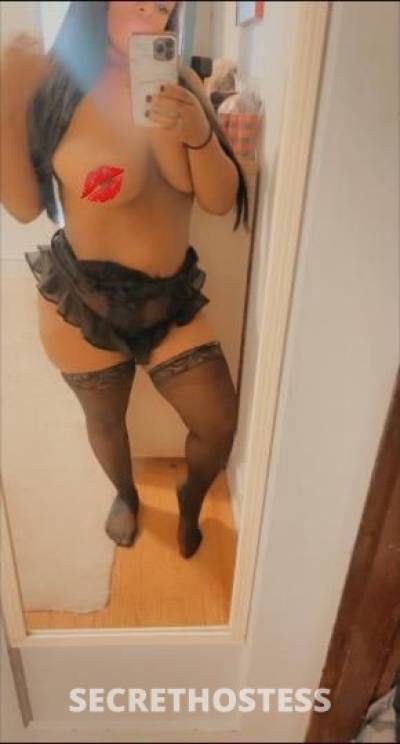 27 year old Escort in St. Louis MO Famous Destiny DO NOT CALL NO OUT CALL