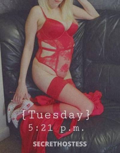 32 year old Escort in Winnipeg ?? love to tease and please