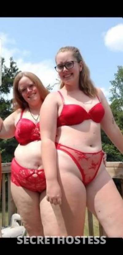 Sexy Mother-Daughter Duo Fun Incall/Outcall in Muscle Shoals AL