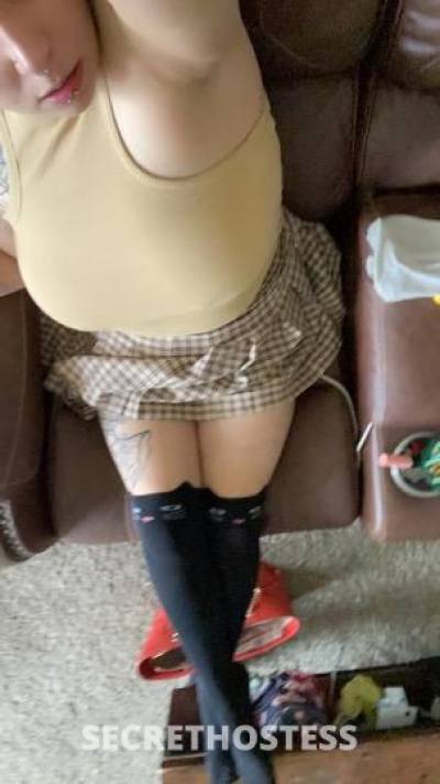 24 year old Escort in Edmonton big tittied goth baby