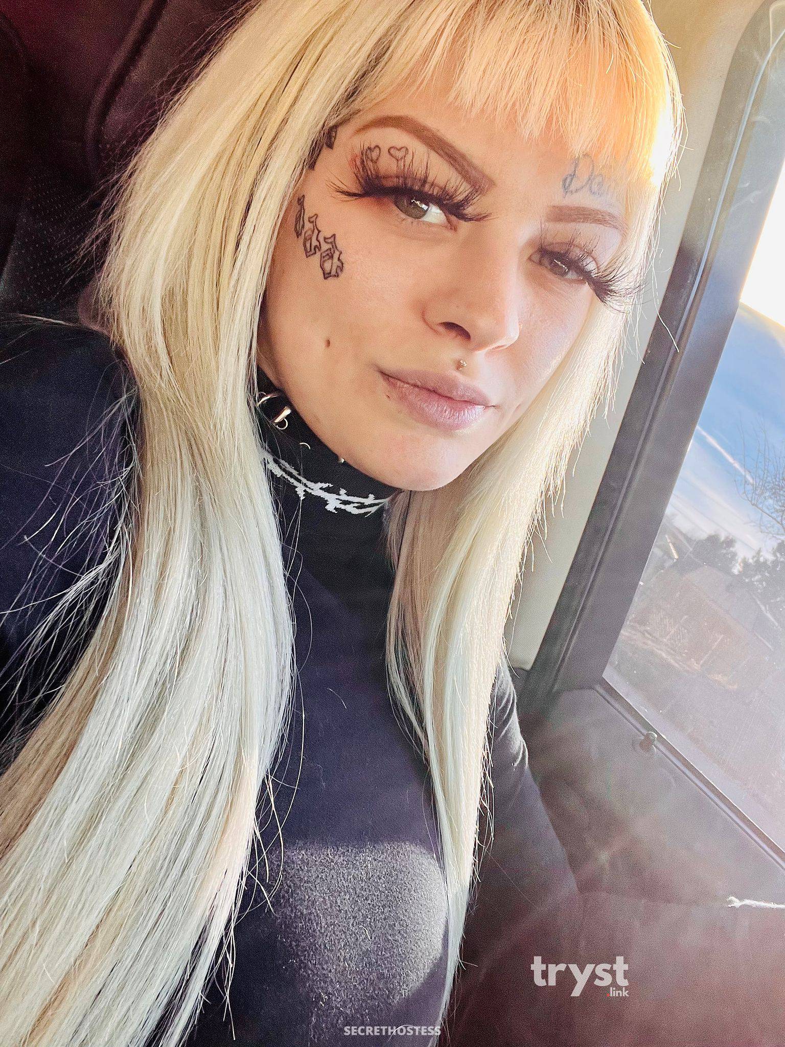 MaxxiiBaddie - HottBaddie TattedBlonde petite Escorts Colorado Springs