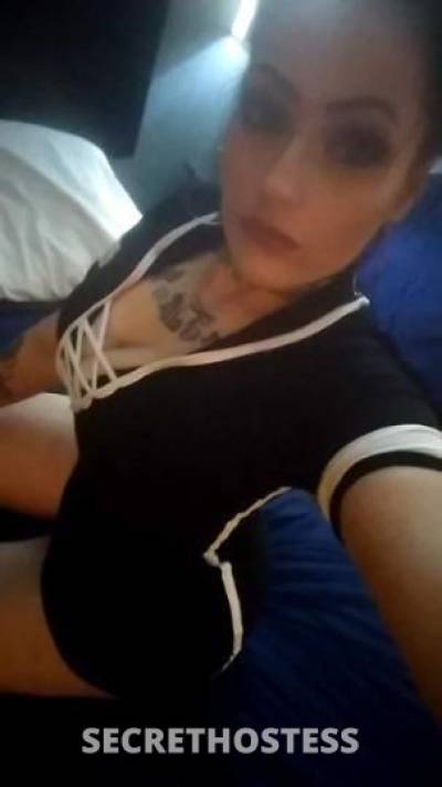 Horny girl just Want a guy or girl to go down andeatmy  in Portales NM