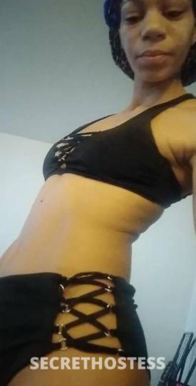 Gorgeous Mulato fetish Goddess outcalls seeking mature men in Brooklyn NY