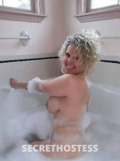 40Yrs Old Escort Sioux City IA Image - 1