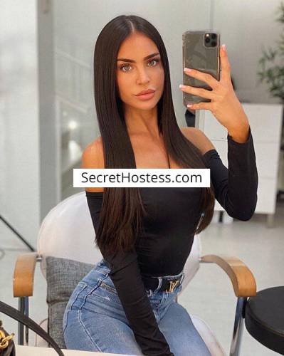 22 year old Indian Escort in Enfield London Isla