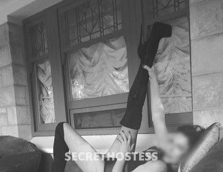 40Yrs Old Escort Size 8 Darwin Image - 0