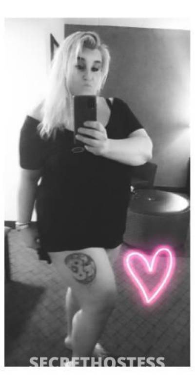41 year old Escort in Lansing MI Bbw blonde bombshell nasty an classy as you want me to be