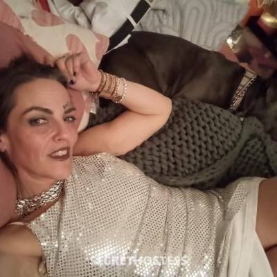 39Yrs Old Escort Rochester NY Image - 0