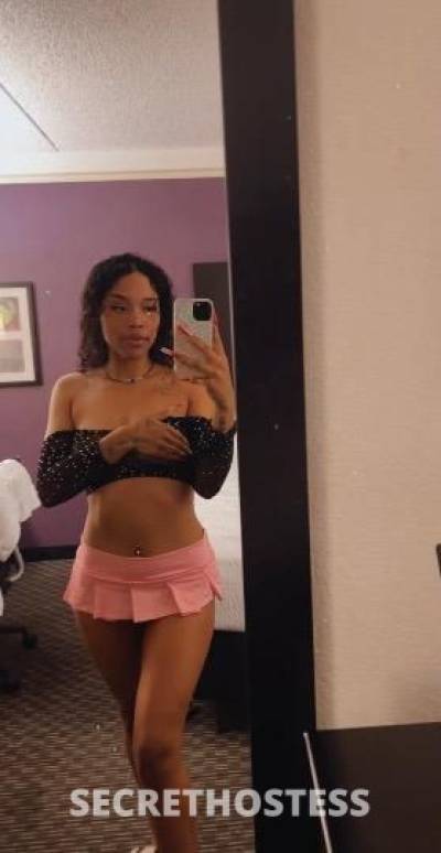 21Yrs Old Escort Fresno CA Image - 1