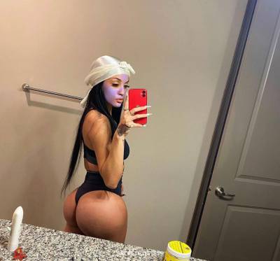 27 year old Hispanic Escort in Bismarck ND Sexiest and hottest in town to Fuck you good