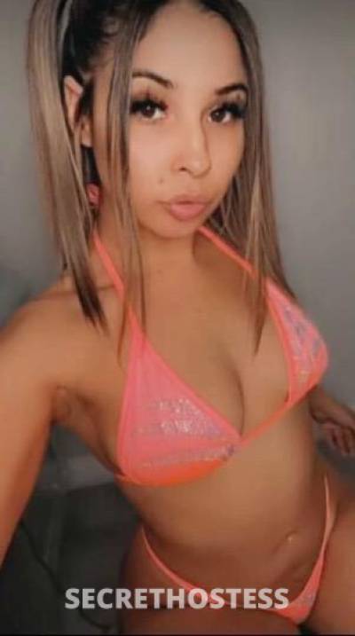 22Yrs Old Escort San Fernando Valley CA Image - 1