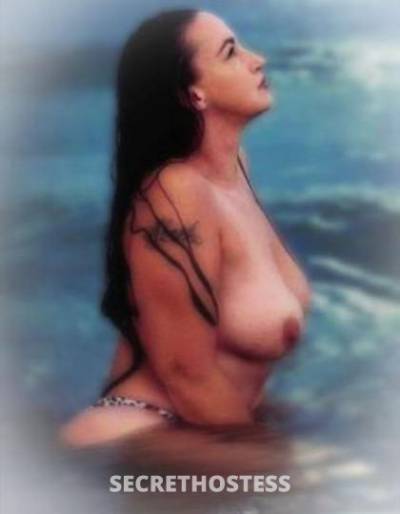 44Yrs Old Escort Tampa FL Image - 3