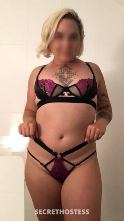 Juno Paige- Supreme Blonde Sex Machine XXX in Darwin