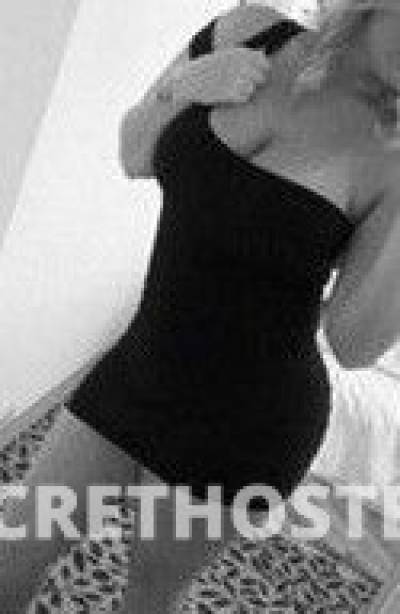 39 year old German Escort in Chicago IL NEW German Blonde MILFY THE EARLY BIRD GETS THE WORM 100 