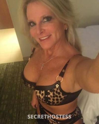 Mom of 42 F curvy blonde milf at your service - 42 in Manhattan KS