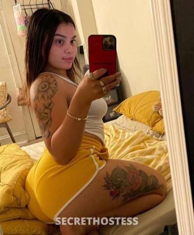 25 year old Escort in Staten Island NY SEXY COURTNEY IS HERE TO SATISFY YOUR SEXUAL URGE I OFFER 
