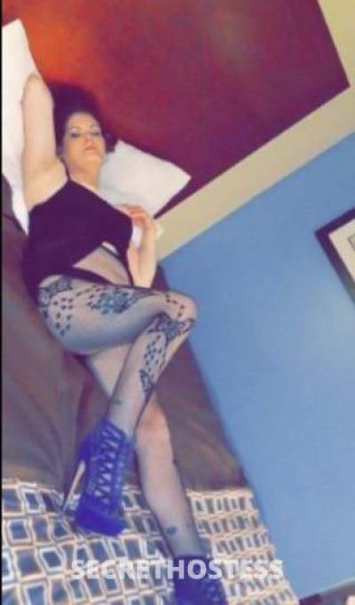 35 year old Escort in Birmingham AL Can you make me TAP OUT