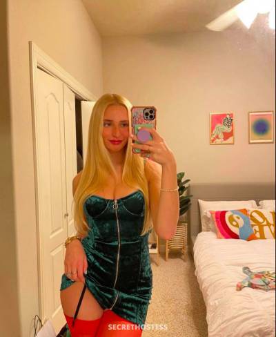 23 year old Escort in Reno NV ?Sexxxy Curvy Natural Goddess?❤️ ?❤ feel these 44GGs 