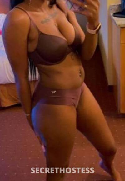 26 year old Escort in St. Louis MO Chocolate offer hey guys its chocolate hot and sexy pussy