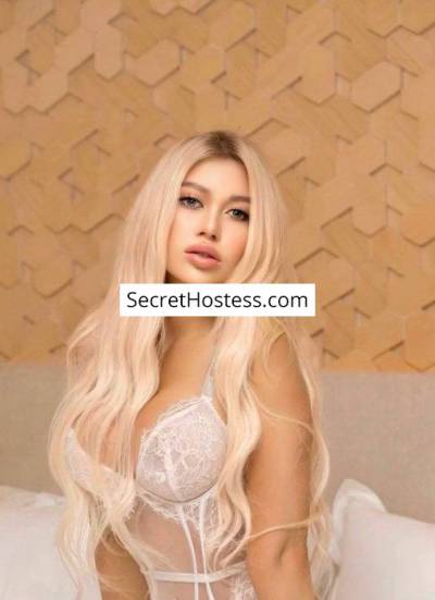 21 Year Old Hispanic Escort Dubai Blonde Green eyes - Image 2