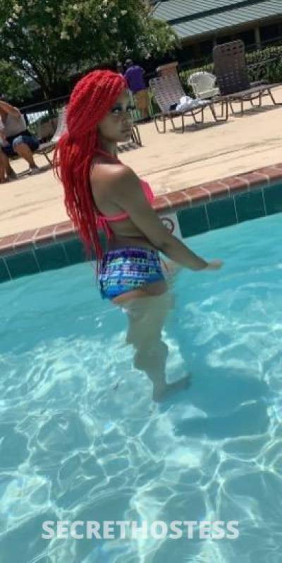 23 year old Escort in Wilmington NC Meet Anyone its the weekenddd daddy