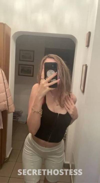 25 year old Escort in Rochester NY Dream Girl great Personality Any Style Available For You 